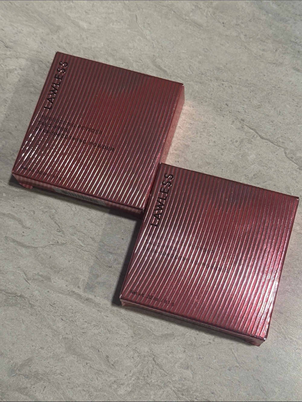 2 LAWLESS Perfecting Powder